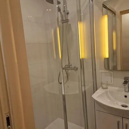 Hostel Natali